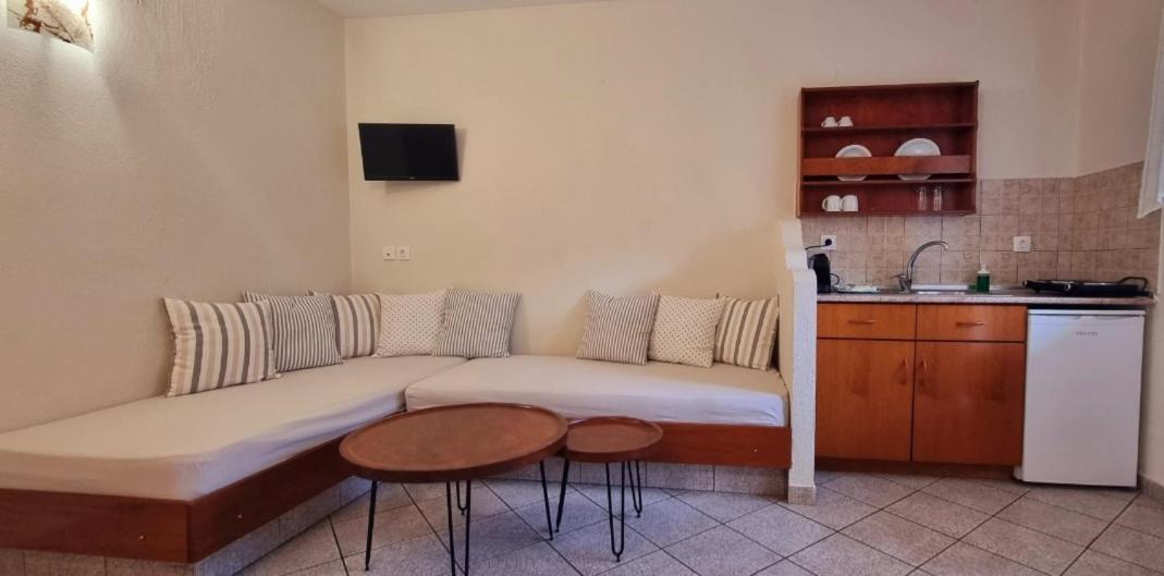 Ammos Kalamitsi Apartment Екстериор снимка